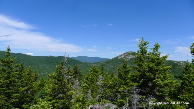 The small col between South Baldface (right) and the northern (right) shoulder of Sable Mountain