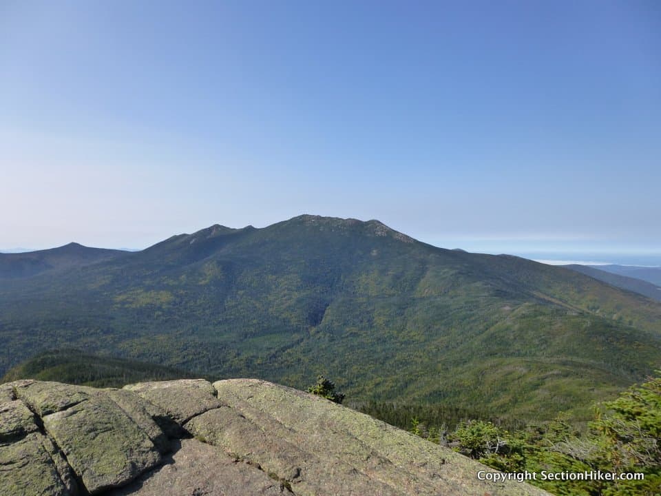 Looking at the back of Franconia Ridge and Mt Lafayette, Lincoln, and Liberty from a ledge on Mt Garfield