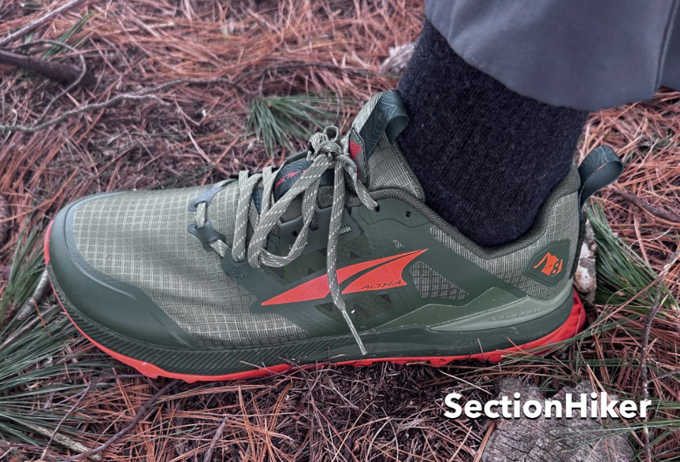 The low stack height and slightly flated heel make the Lone Peak a very stable shoe.