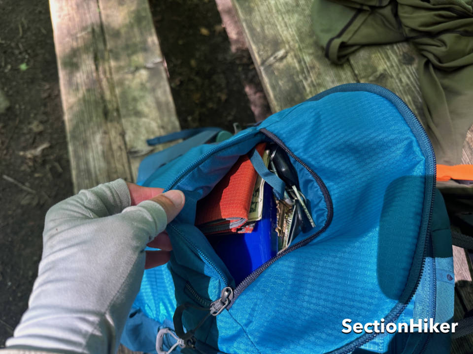 The smaller upper pocket is good for carrying your keys and other essentials.