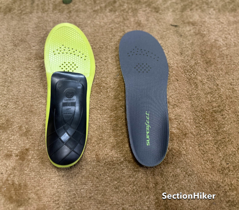 In comparison, SuperFeet have a monolithic arch support that binds the heel to the arch.