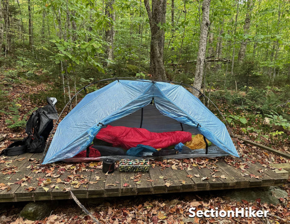 When the tent is too long the roof flattens out and the bathtub floor loses depth